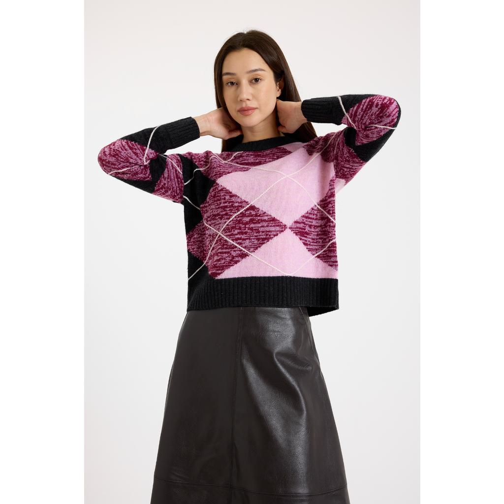 Brodie Pure Cashmere Argyle Crew Neck 100% Cashmere Sweater In Purple