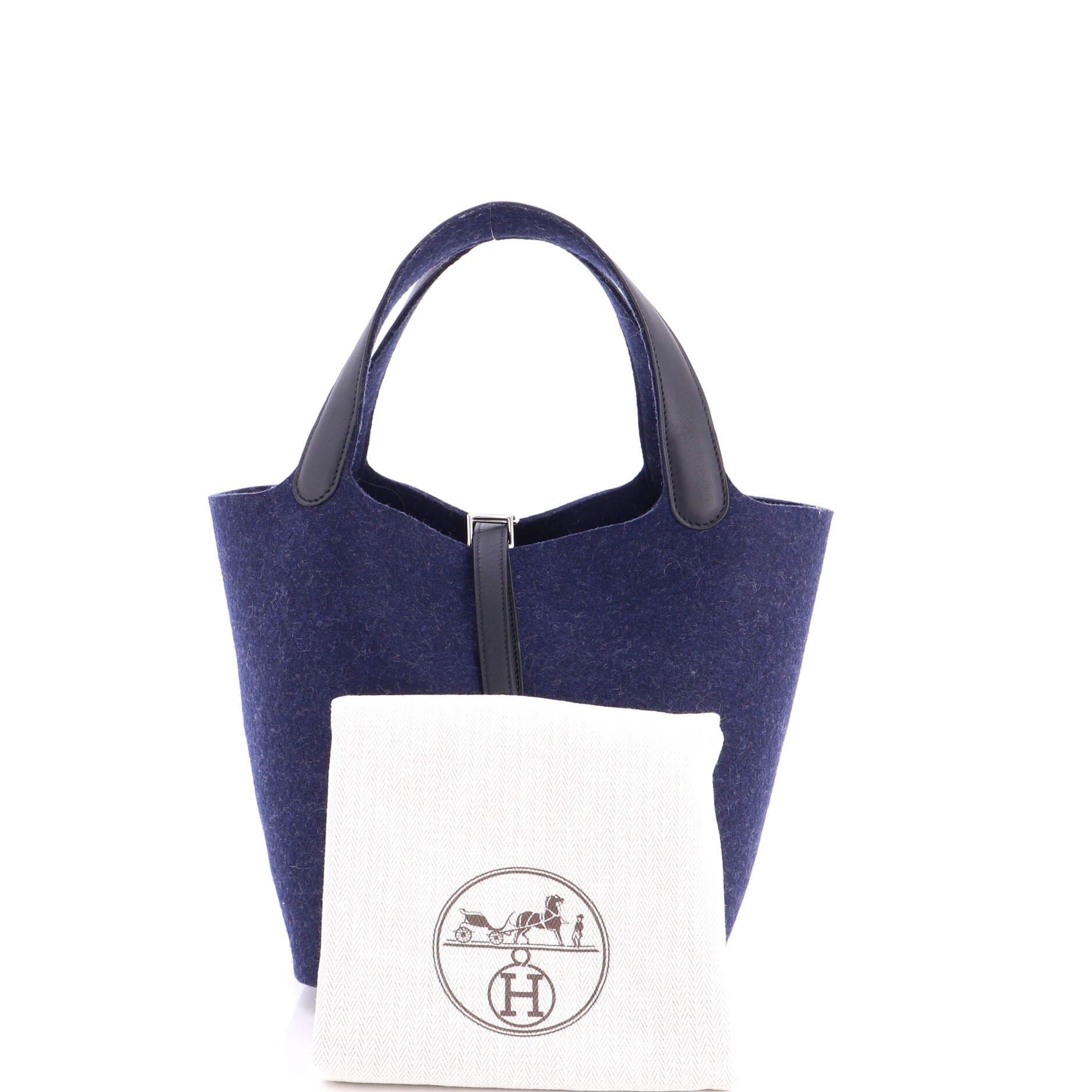 Picotin Lock Bag Felt with Leather MM, Main, color, Bleu Nuit