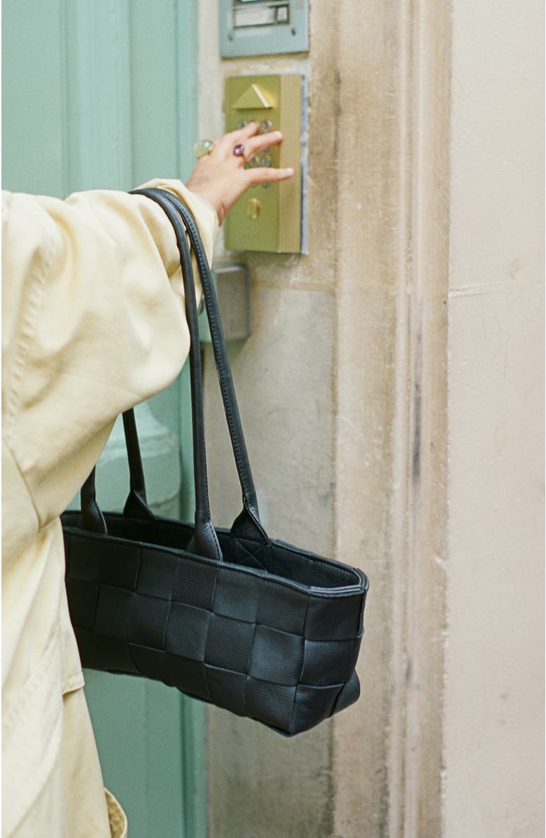 Mandrn Woven Leather Shoulder Bag, Alternate, color, Black