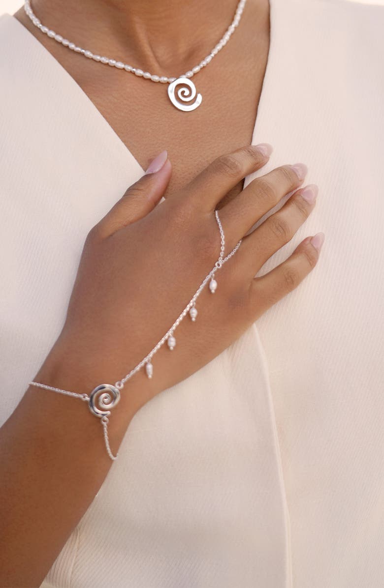 Ettika Aura Freshwater Pearl Hand Chain, Alternate, color, Silver