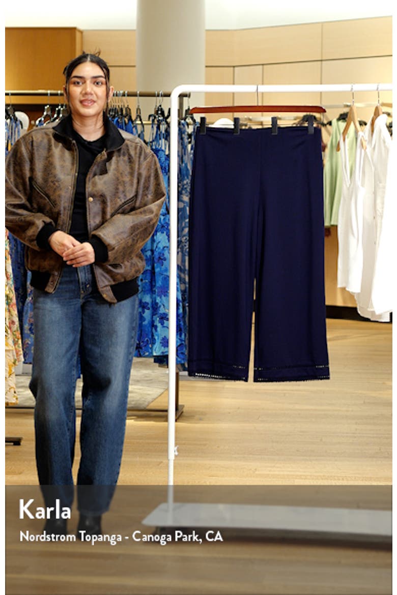 Sienna Ponte Wide Leg Crop Pants video
