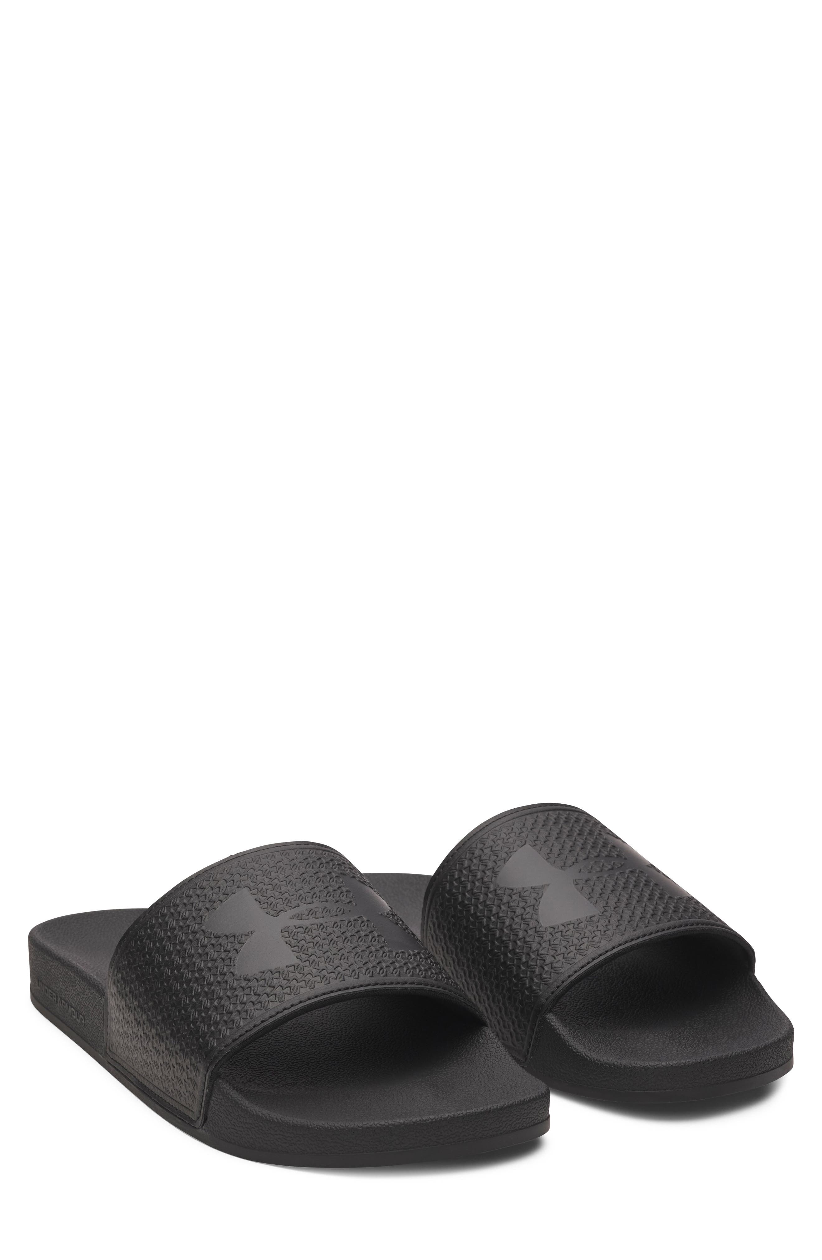 Black / Black / Black