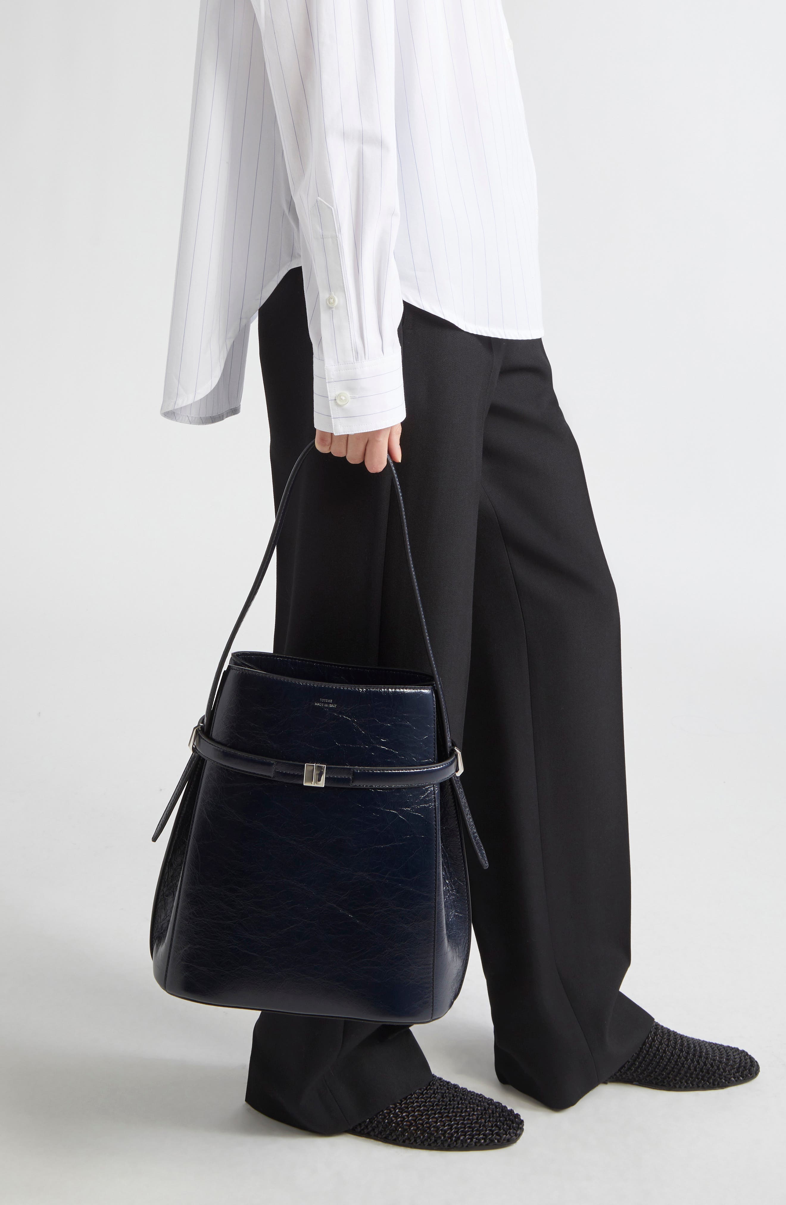 TOTEME Belted Leather Bucket Shoulder Bag, Alternate, color, 