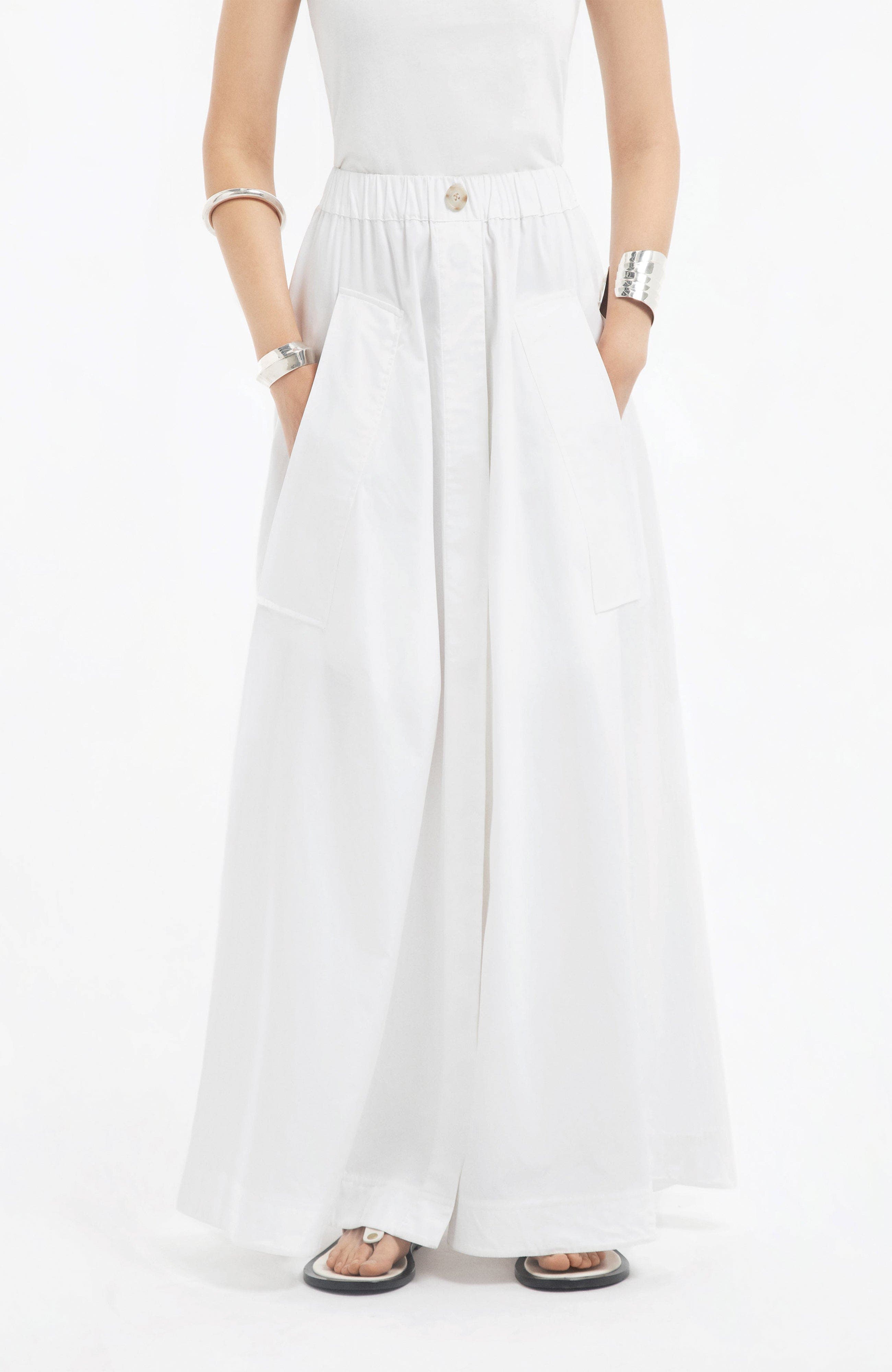 Co Parachute Skirt In White