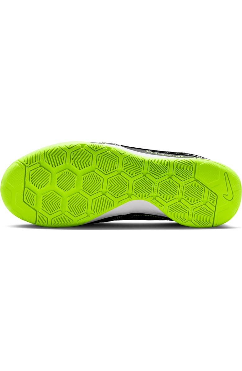 Nike Kids' Gato SE Soccer Sneaker, Alternate, color, Black/ Volt/ White/ Black
