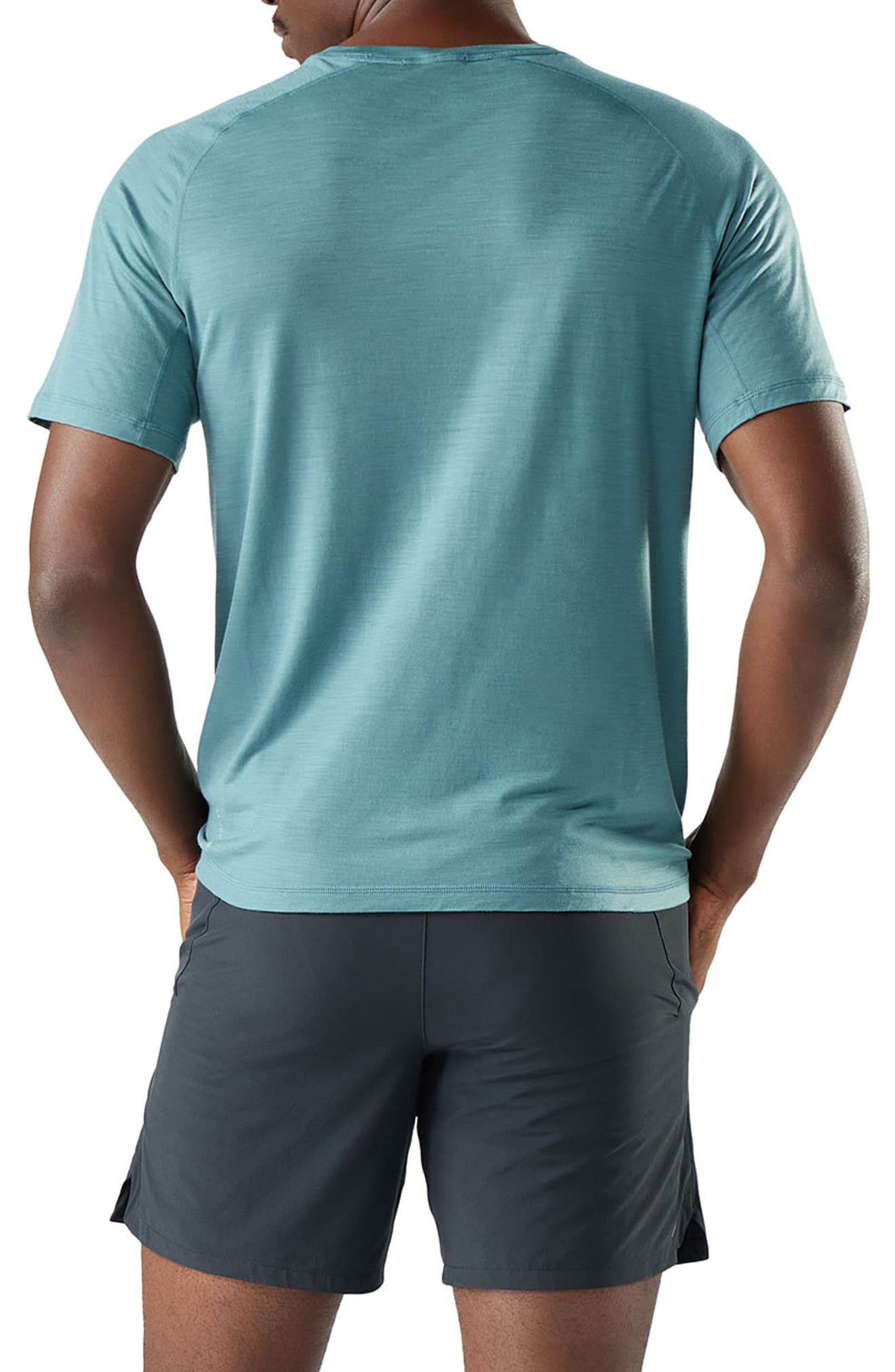 Active Ultralight Performance T-Shirt - image 2