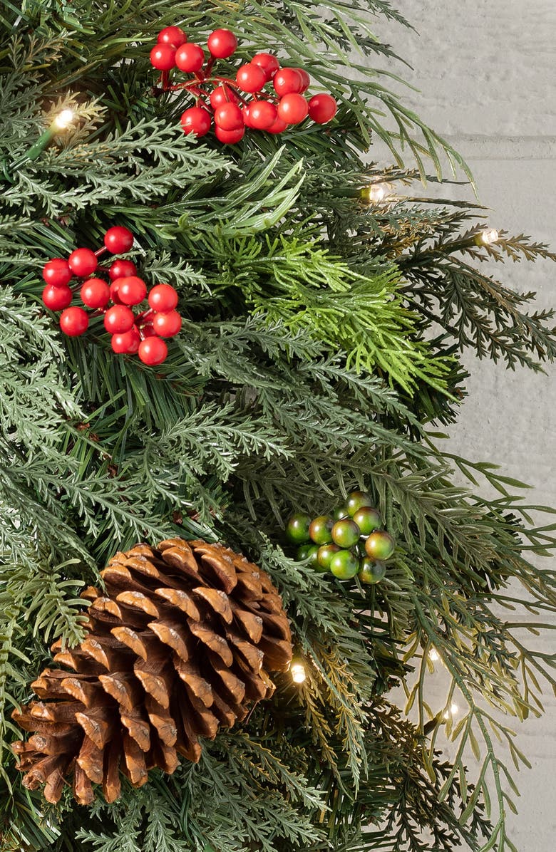 Balsam Hill Outdoor Winter Evergreen Wreath, Alternate, color,