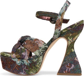 Ainsleyy Ankle Strap Sandal