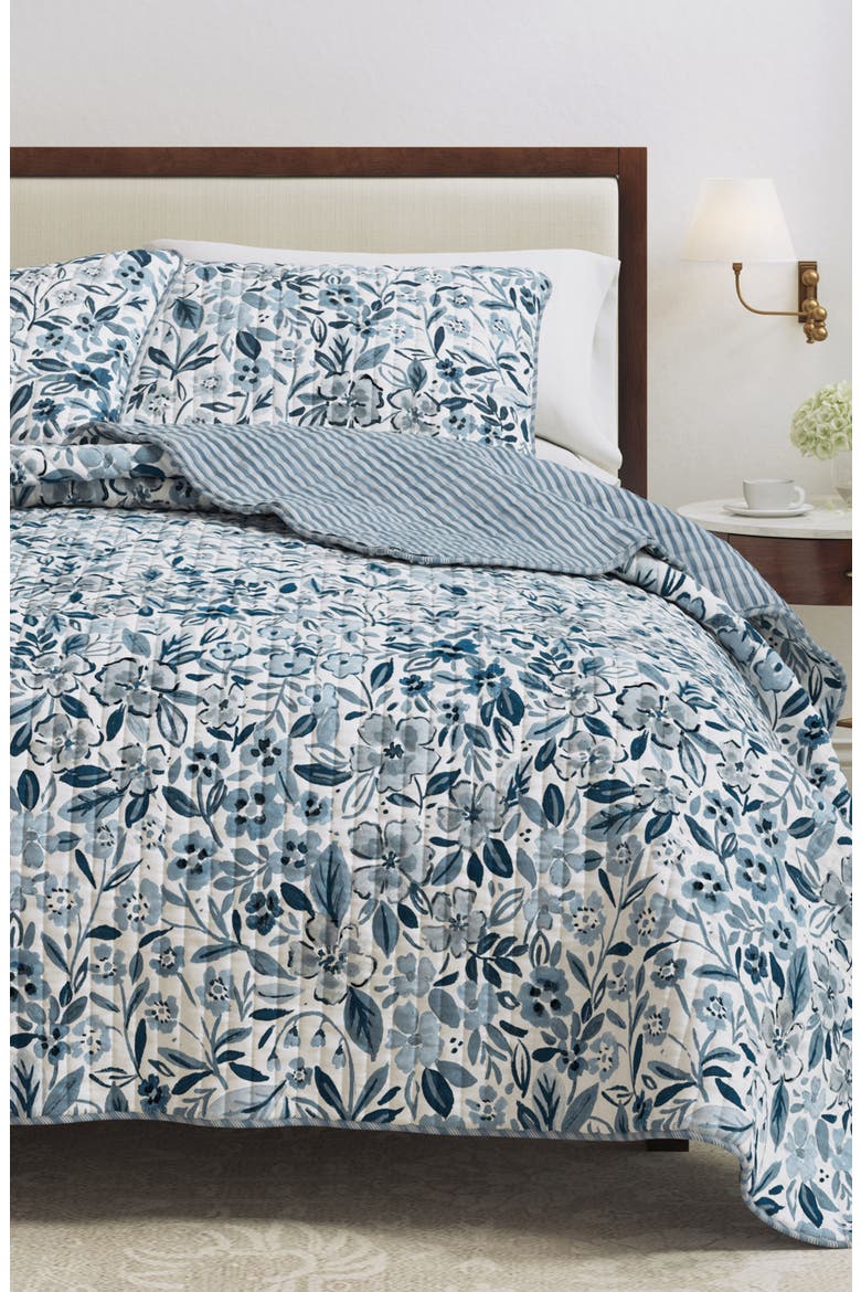 Coastal Bloom Quilt Set, Alternate, color, COASTAL BLOOM BLUE