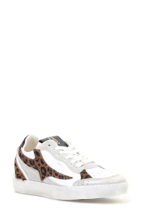 Grady Sneaker (Women)