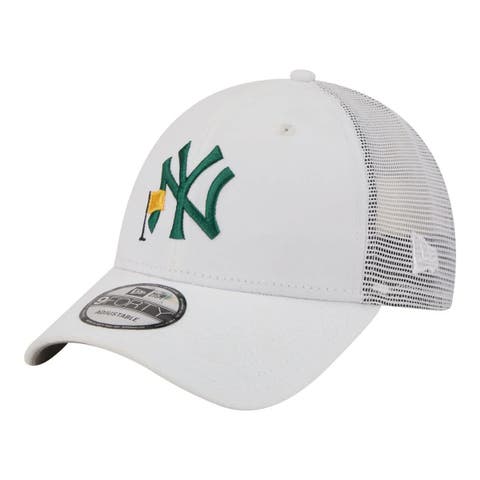 Men's New Era  White New York Yankees Flag 9FORTY Trucker Adjustable Hat