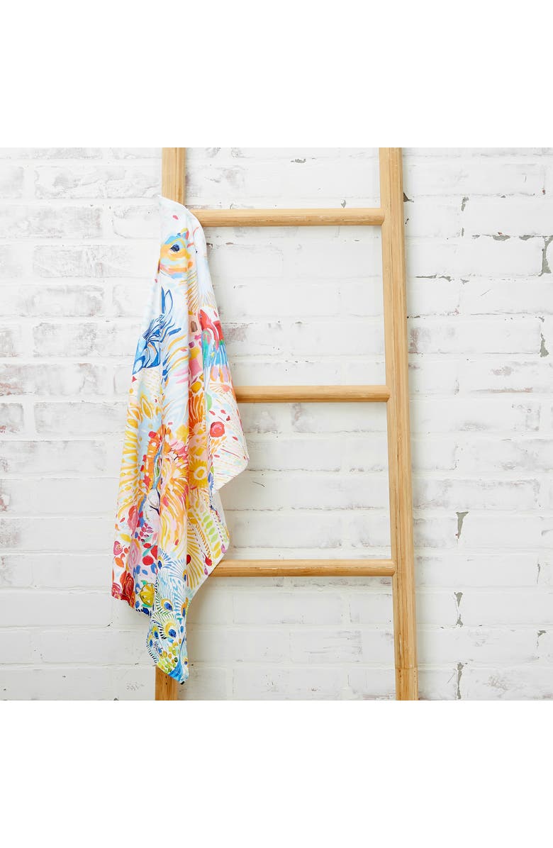 carol & frank Animal Kingdom Printed Kitchen Towel, Alternate, color, Yellow