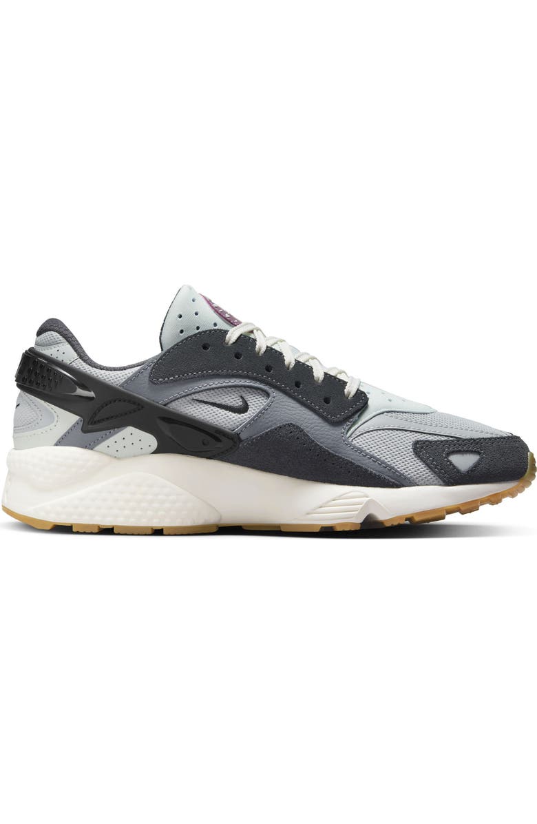 Nike Air Huarache Sneaker, Alternate, color,
