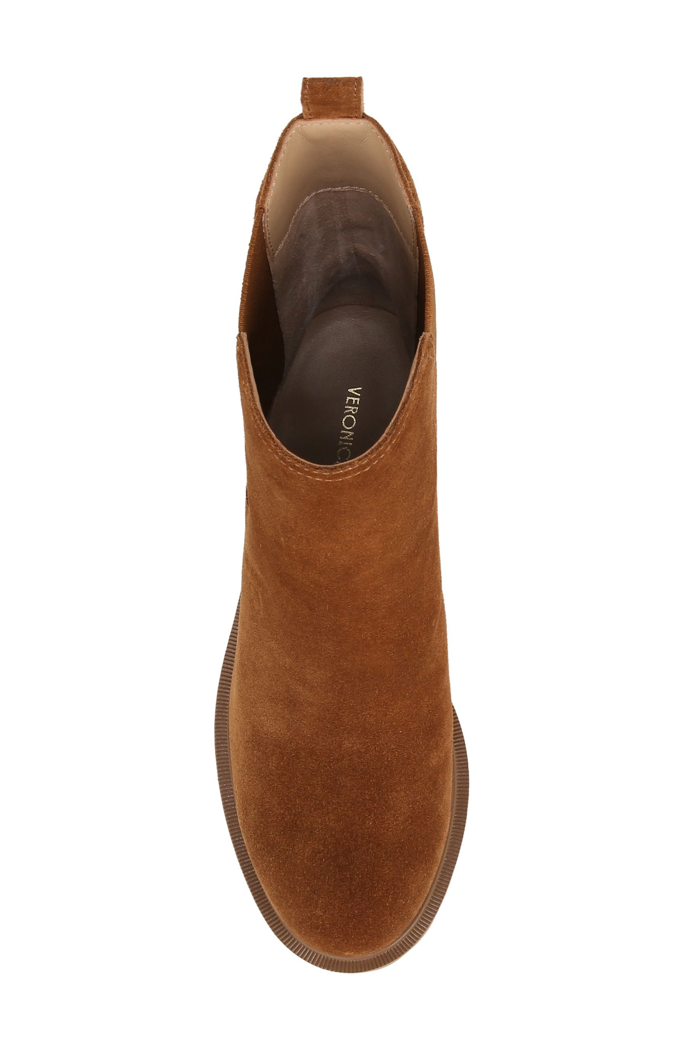 Riley Lug Sole Chelsea Boot