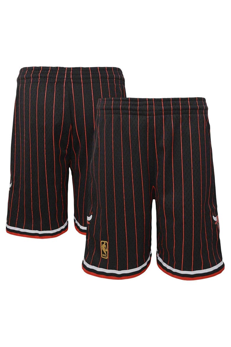 Youth Mitchell & Ness Black Chicago Bulls Hardwood Classics Swingman Shorts, Main, color, Black