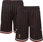 Mitchell & Ness Youth Mitchell & Ness Black Chicago Bulls Hardwood Classics Swingman Shorts
