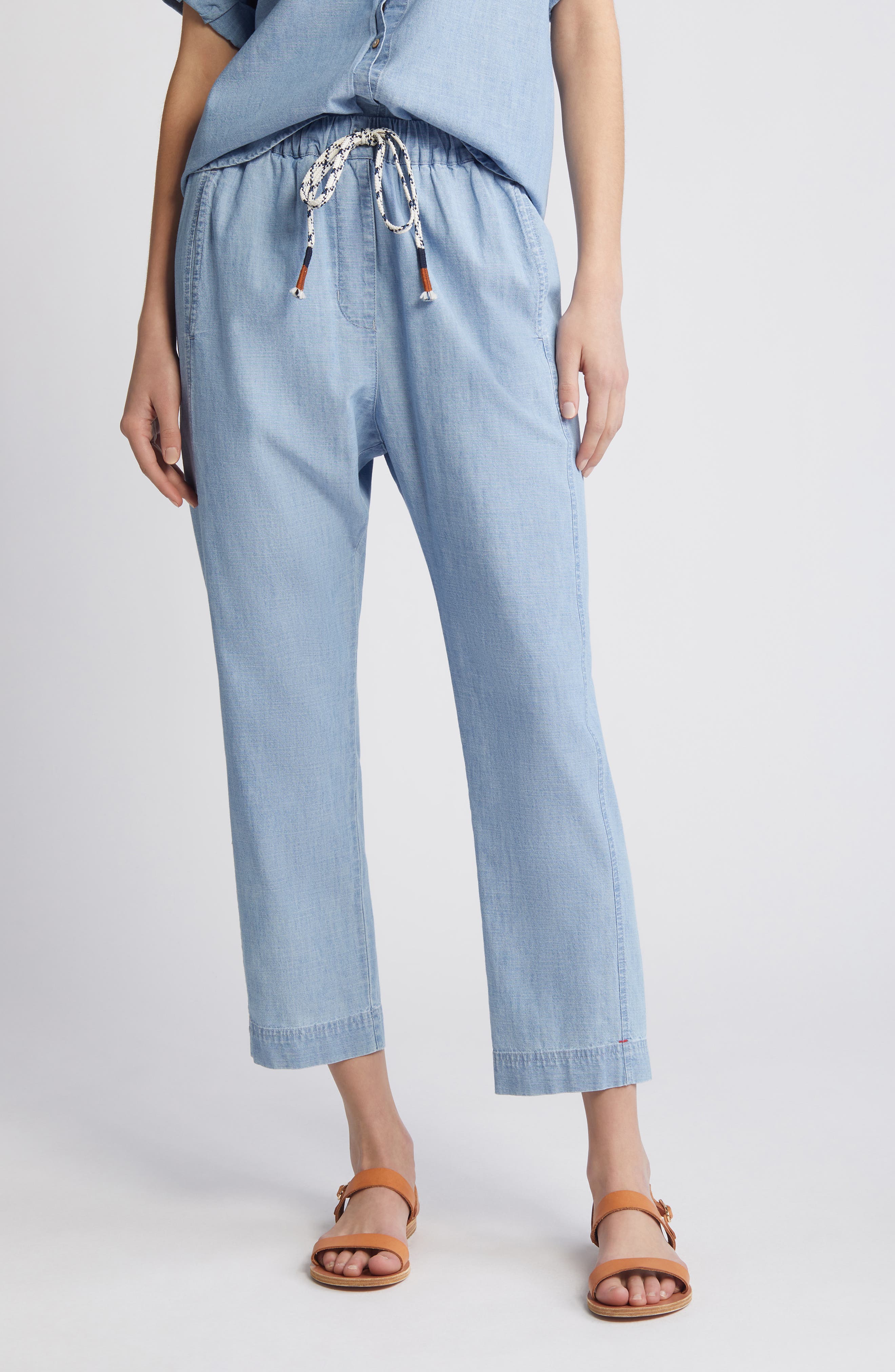 XÍRENA Draper Drawstring Waist Chambray Crop Pants (Women) | Nordstromrack