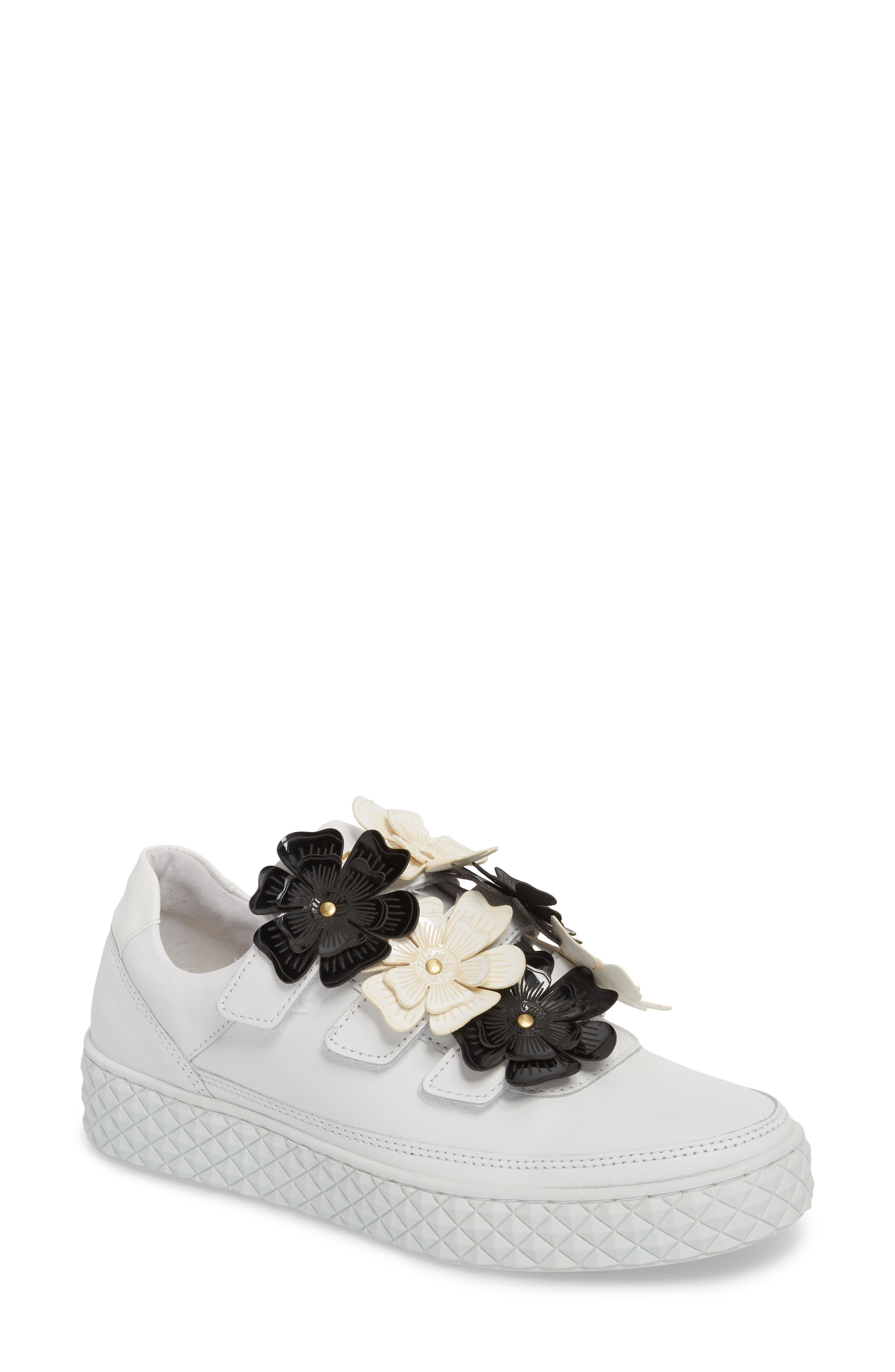 Cycleur De Luxe Hurou Embellished Sneaker, Main, color, 