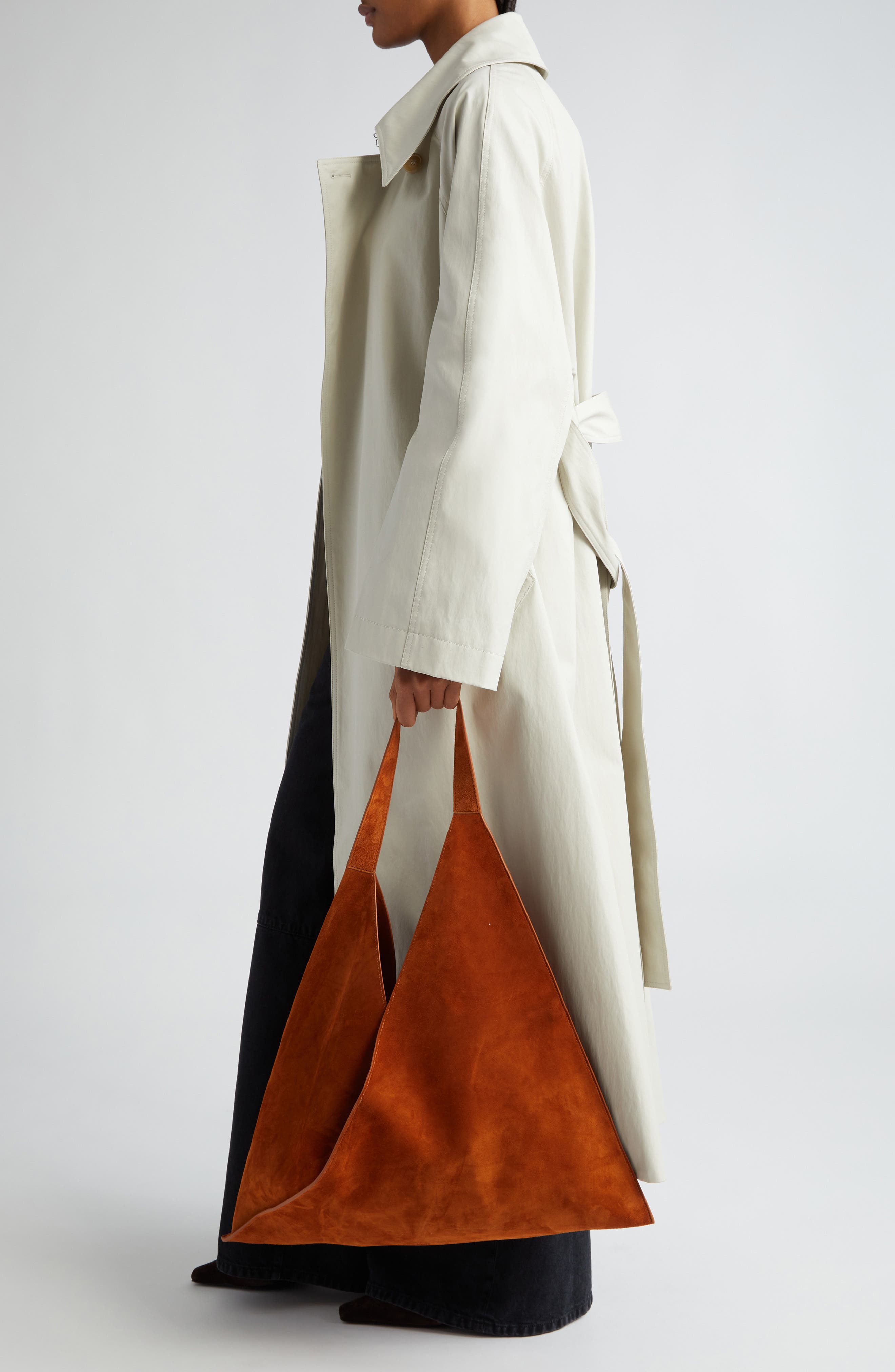 Khaite Sara Suede Tote Bag, Alternate, color, 