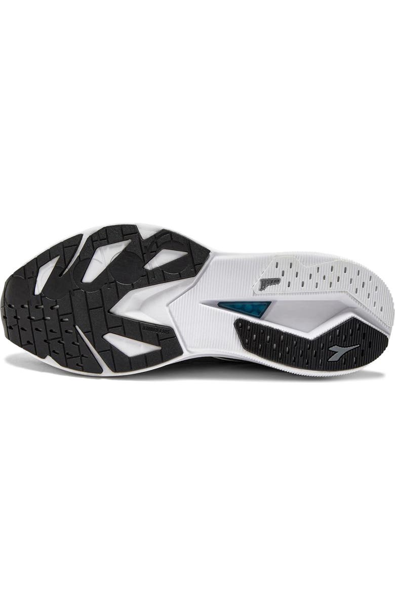 Diadora Mythos Blushield Volo 5 Sneaker, Alternate, color, Black/White