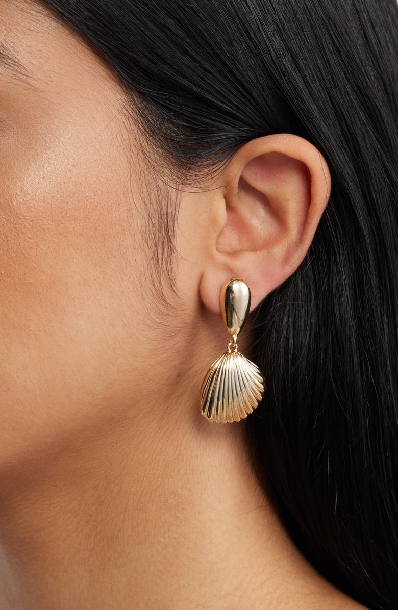 Nordstrom Scallop Shell Drop Earrings, Alternate, color,