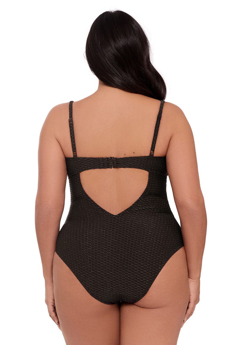 Smoothing and Sculpting Grid Textured Underwire One-Piece Swimsuit, Alternate, color, Onyx Black