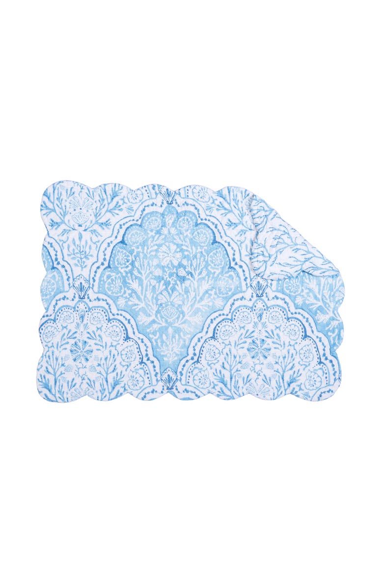Chinoiserie Coast Reversible Machine Washable Scallop Quilt Placemats Set of 6, Alternate, color, Blue