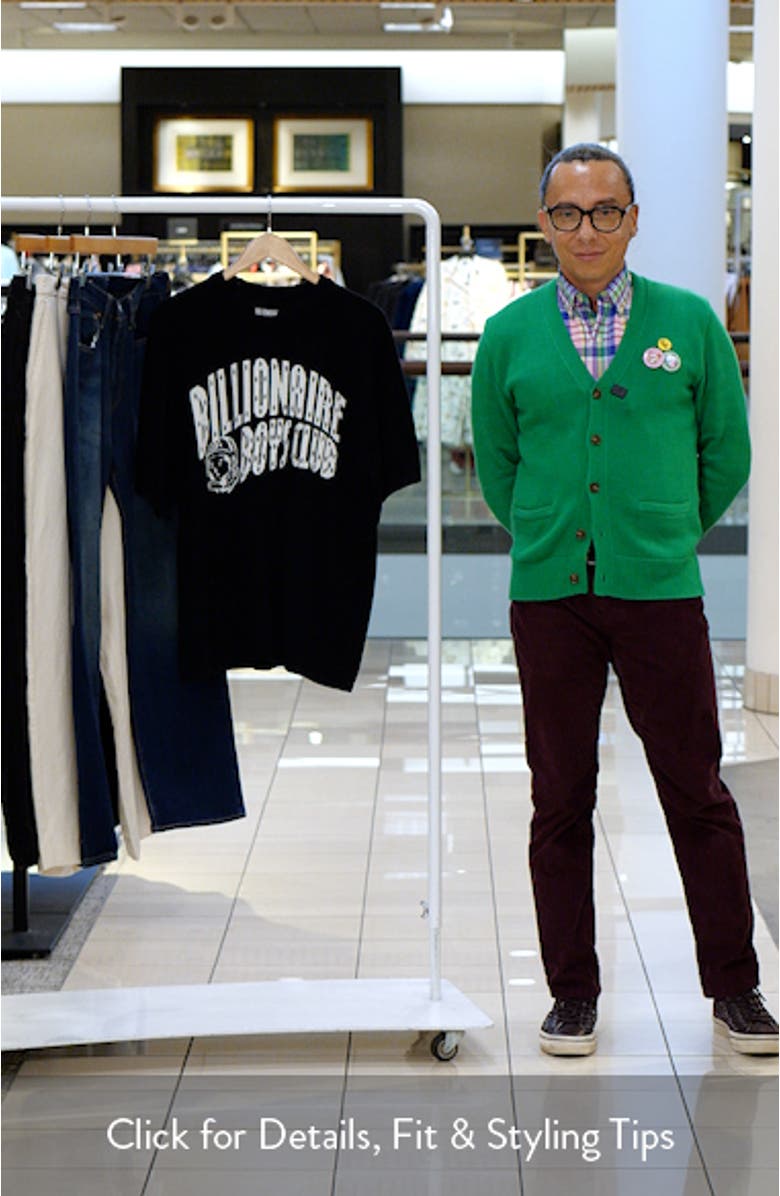 BB Curve Logo Graphic T-Shirt, sales video thumbnail