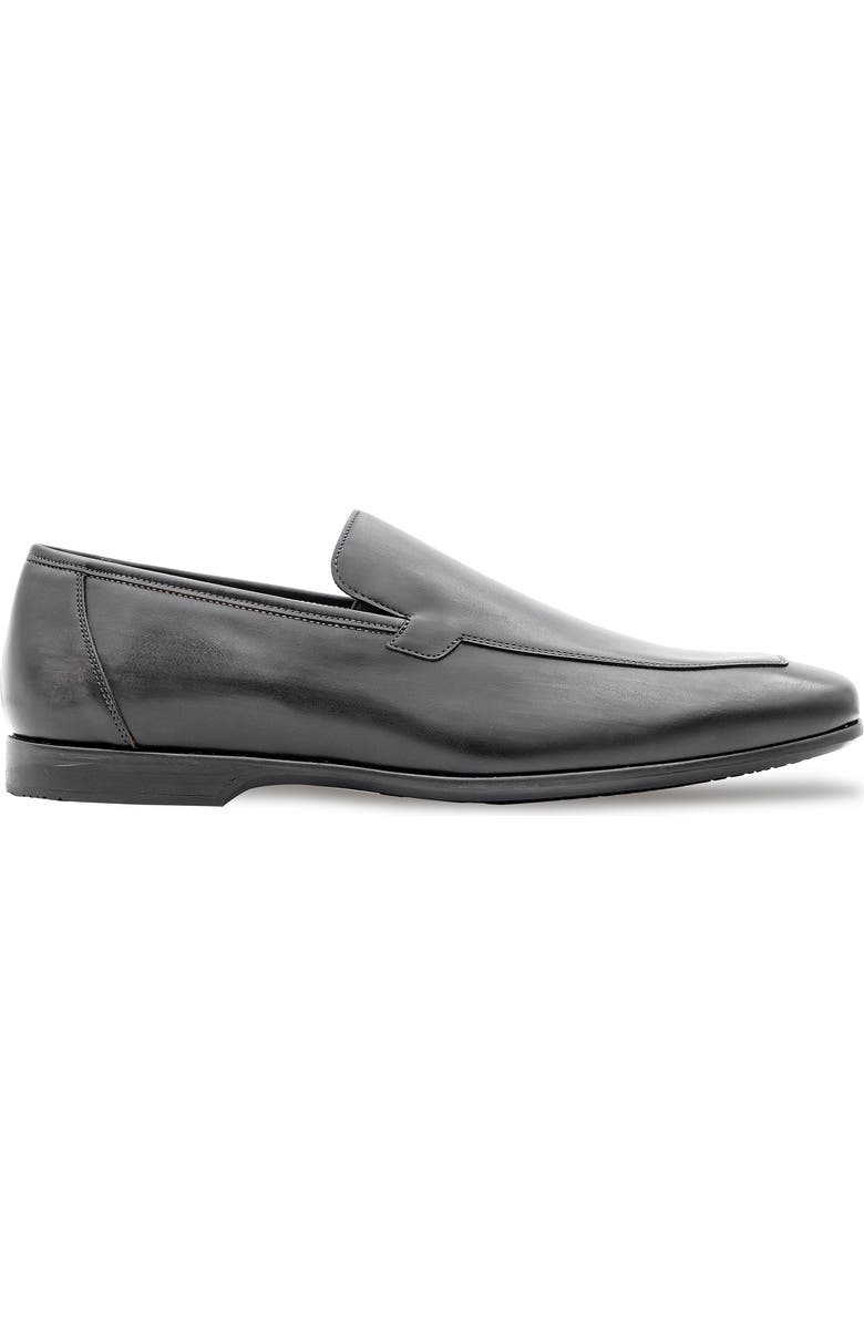 Mezlan Apron Toe Leather Loafer, Alternate, color, Black