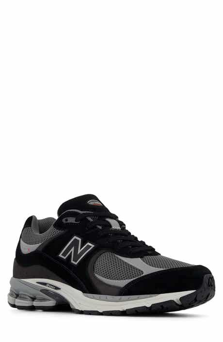 New Balance Gender Inclusive 2002R Sneaker