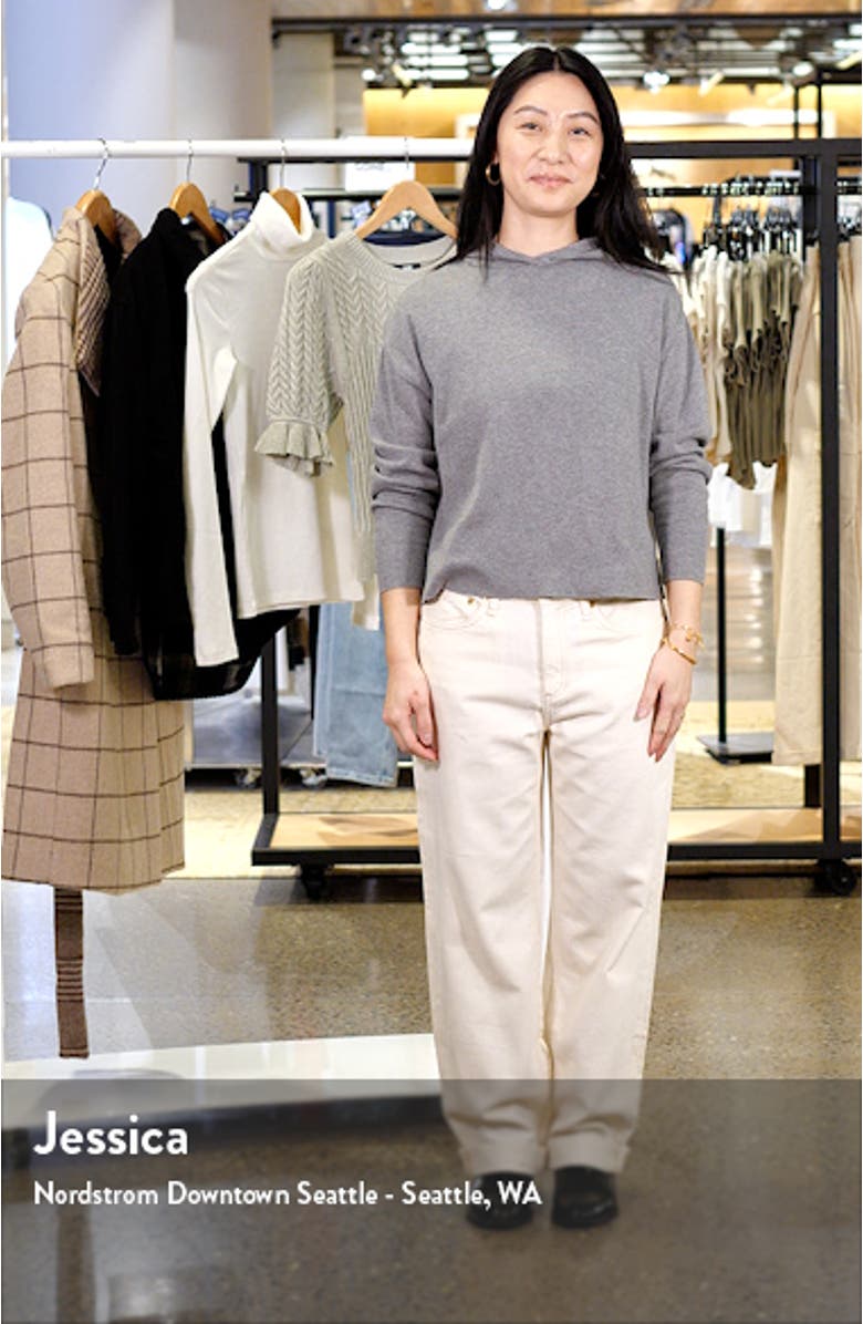 Dre Featherweight Baggy Low Rise Boyfriend Jeans, sales video thumbnail