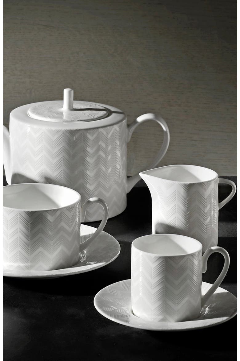 Coffee Cup & Saucer ZIG ZAG Set of 6 in Luxury Box White diam. 2.3", H 2.5", Cap. 4 oz, Saucer diam. 4.75", Alternate, color, White