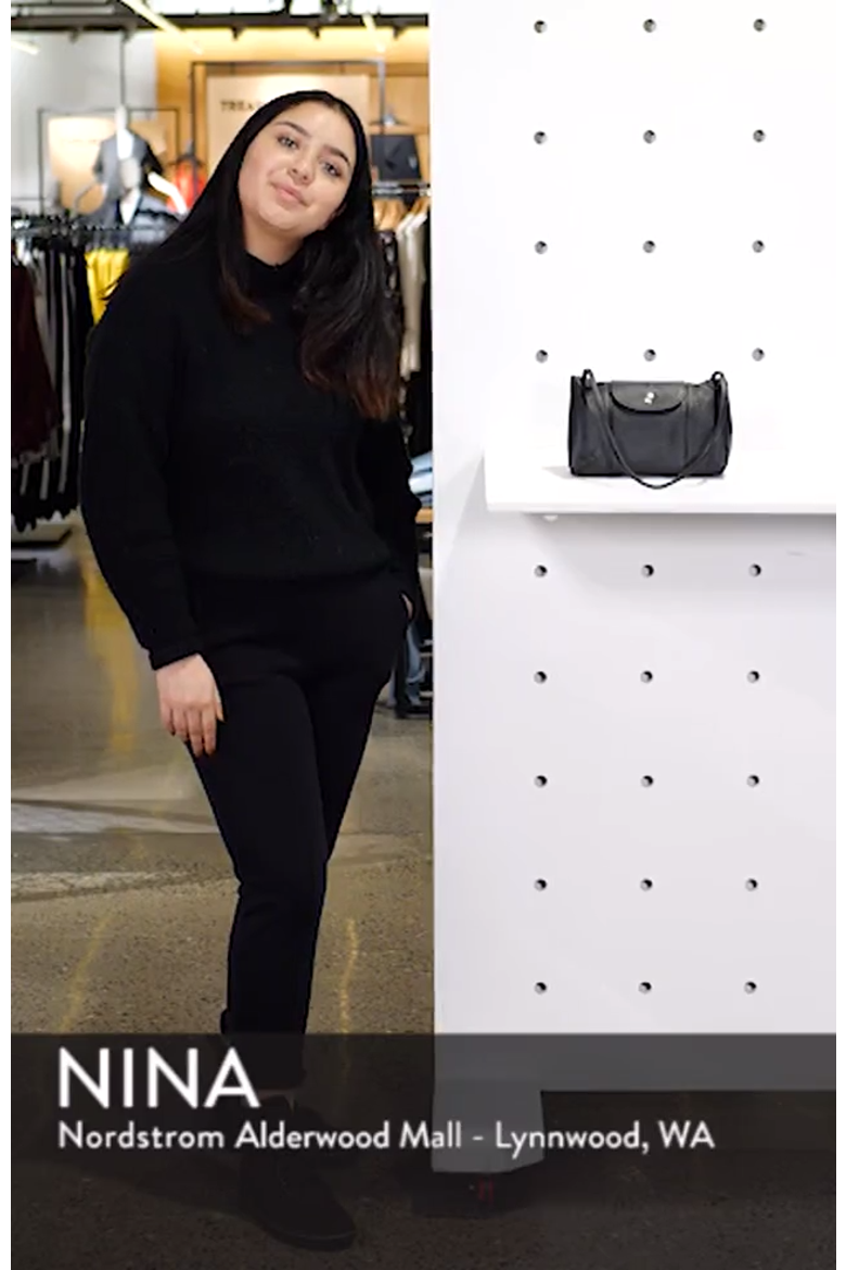 Le Pliage - Cuir Crossbody Bag video