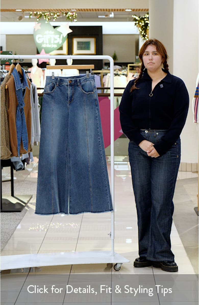 Skyrise Roundup Seamed Super Wide Leg Jeans, sales video thumbnail