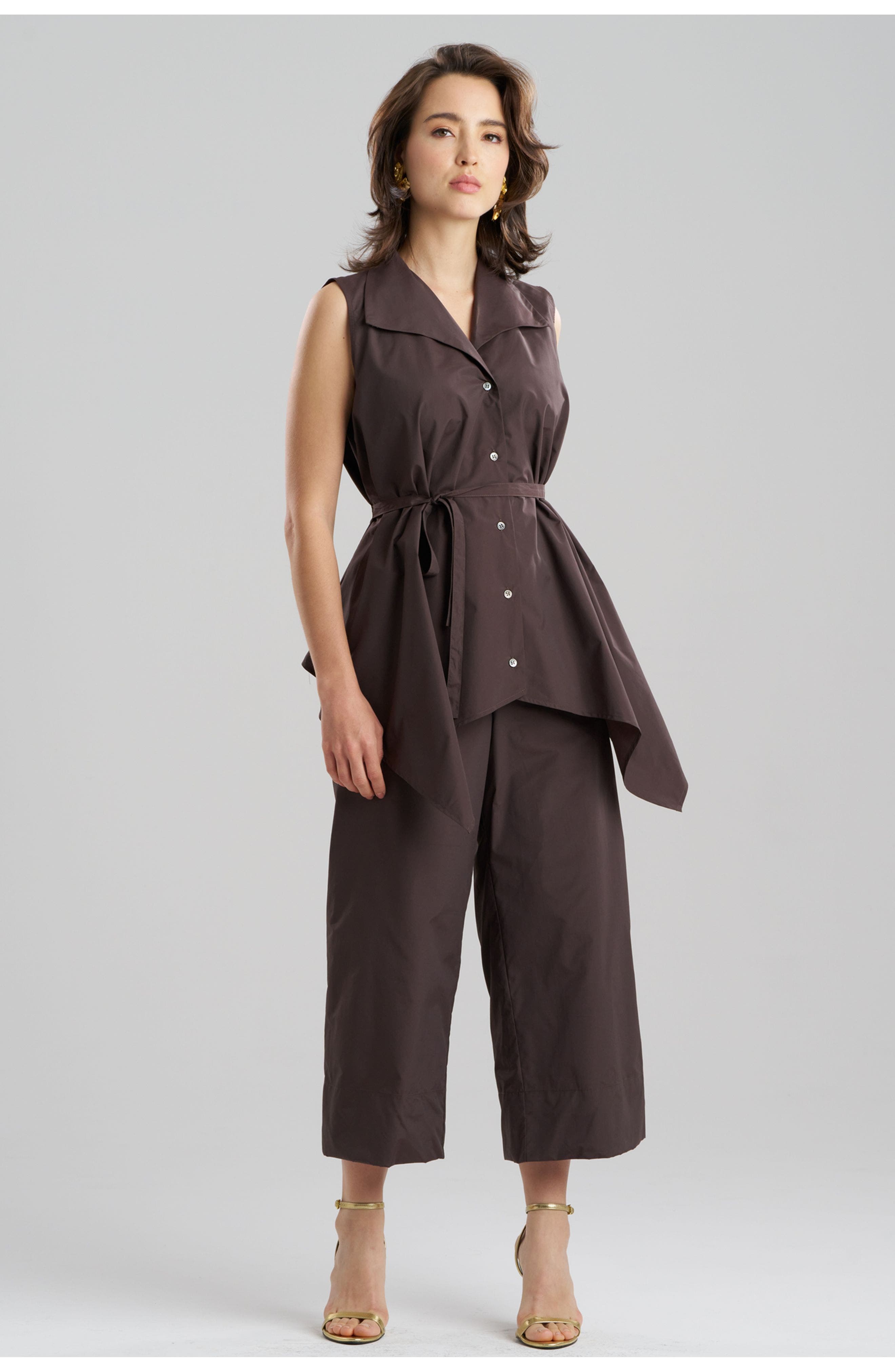 Techno Poplin Sleeveless Handkerchief Hem Shirt