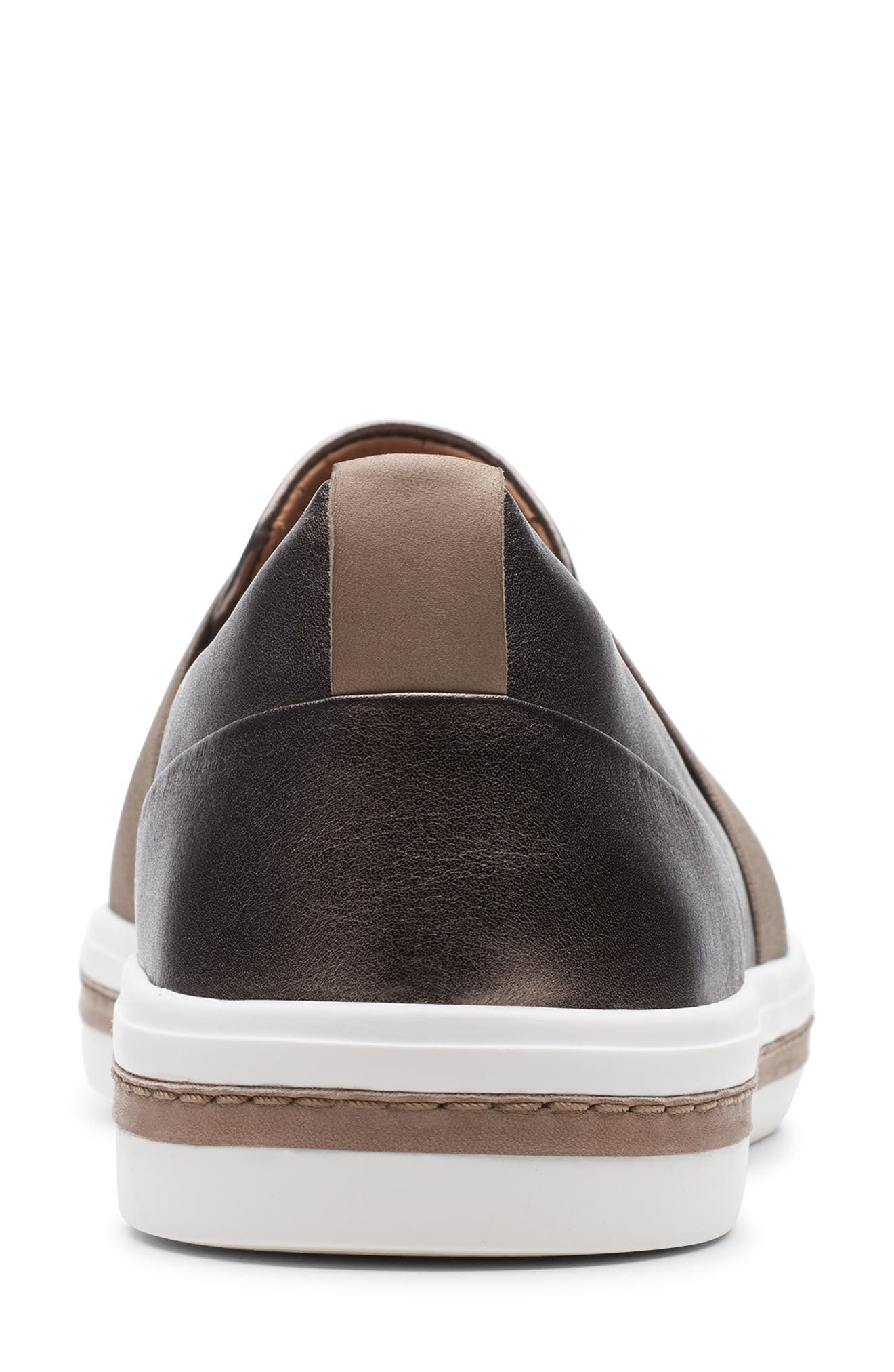 Un Maui Step Sneaker, Alternate, color, PEBBLE METALLIC LEATHER