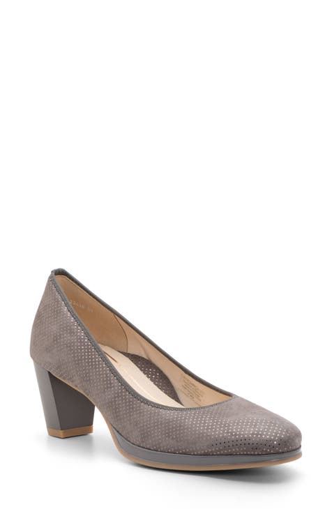 Ladies fashion gray pumps