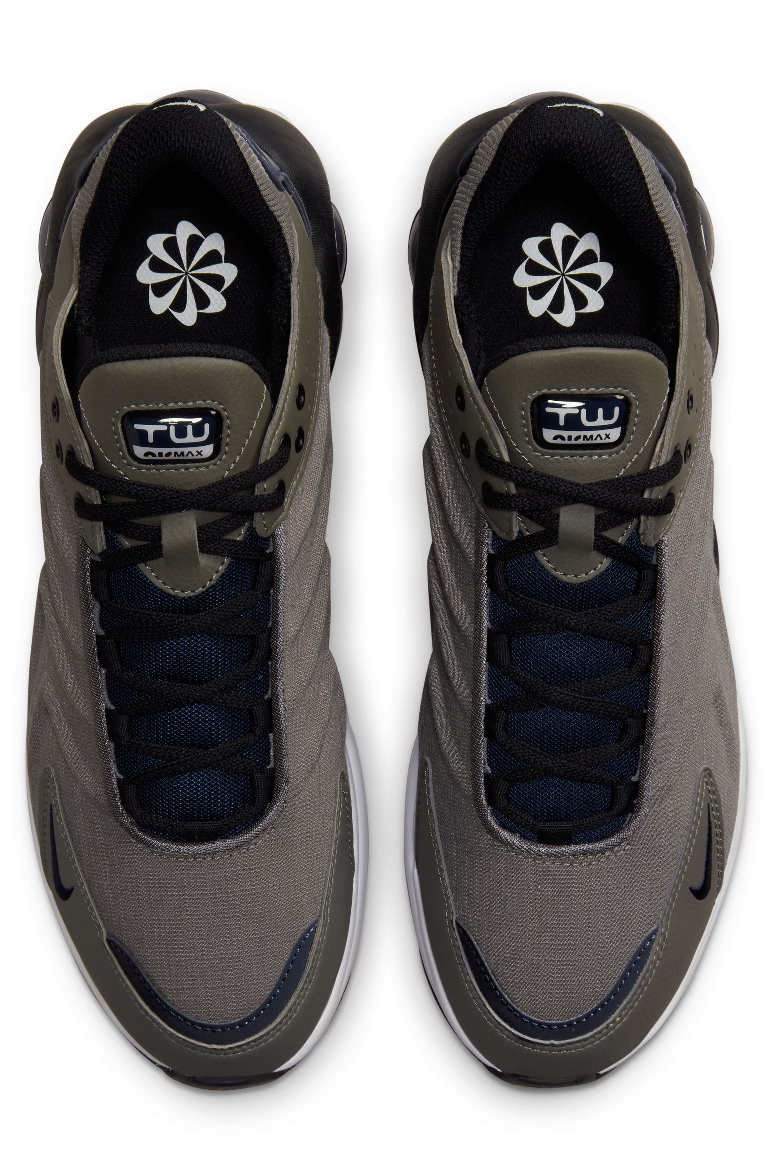 Nike Air Max TW Sneaker, Alternate, color, 