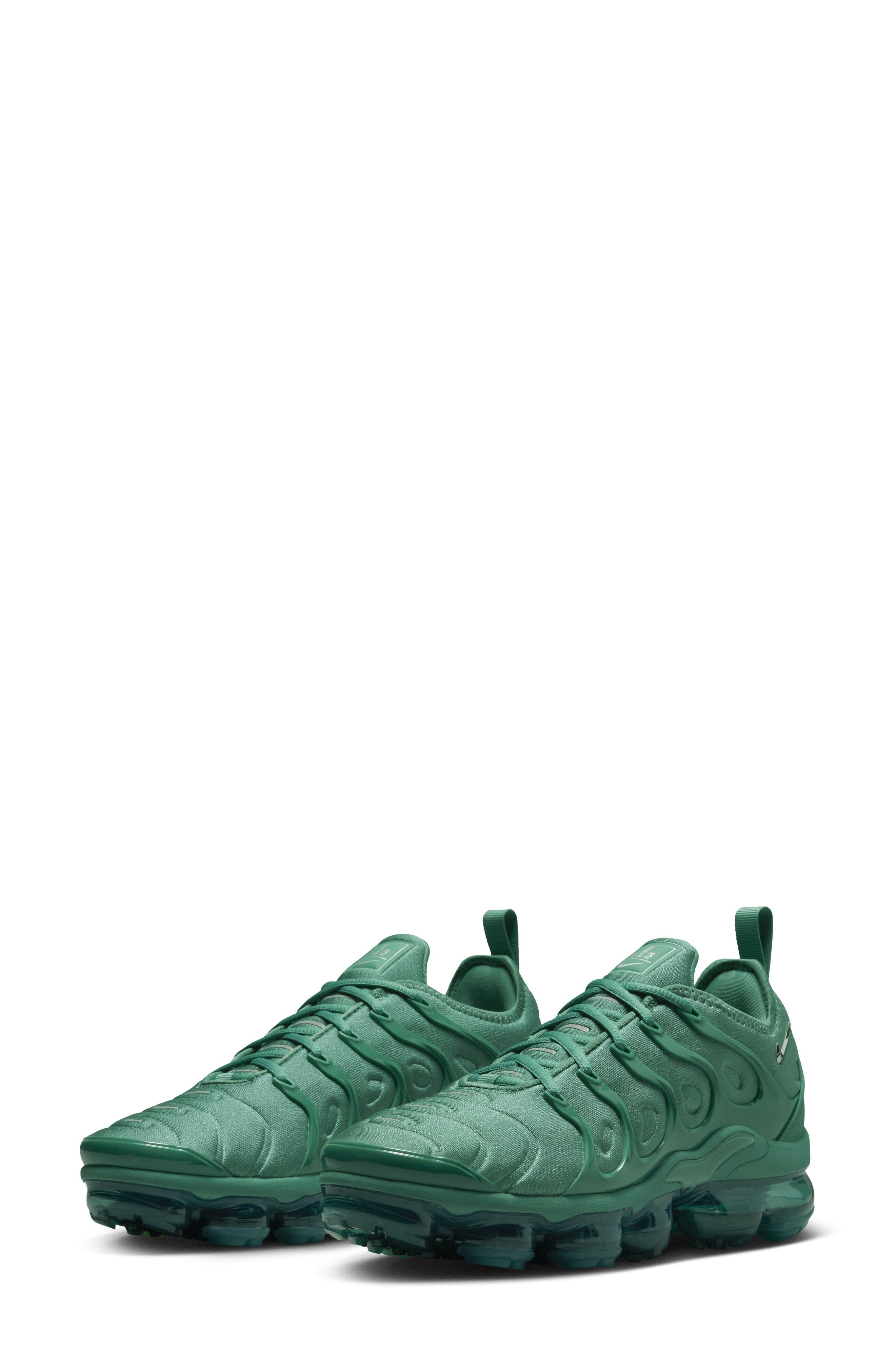 nordstrom vapormax plus