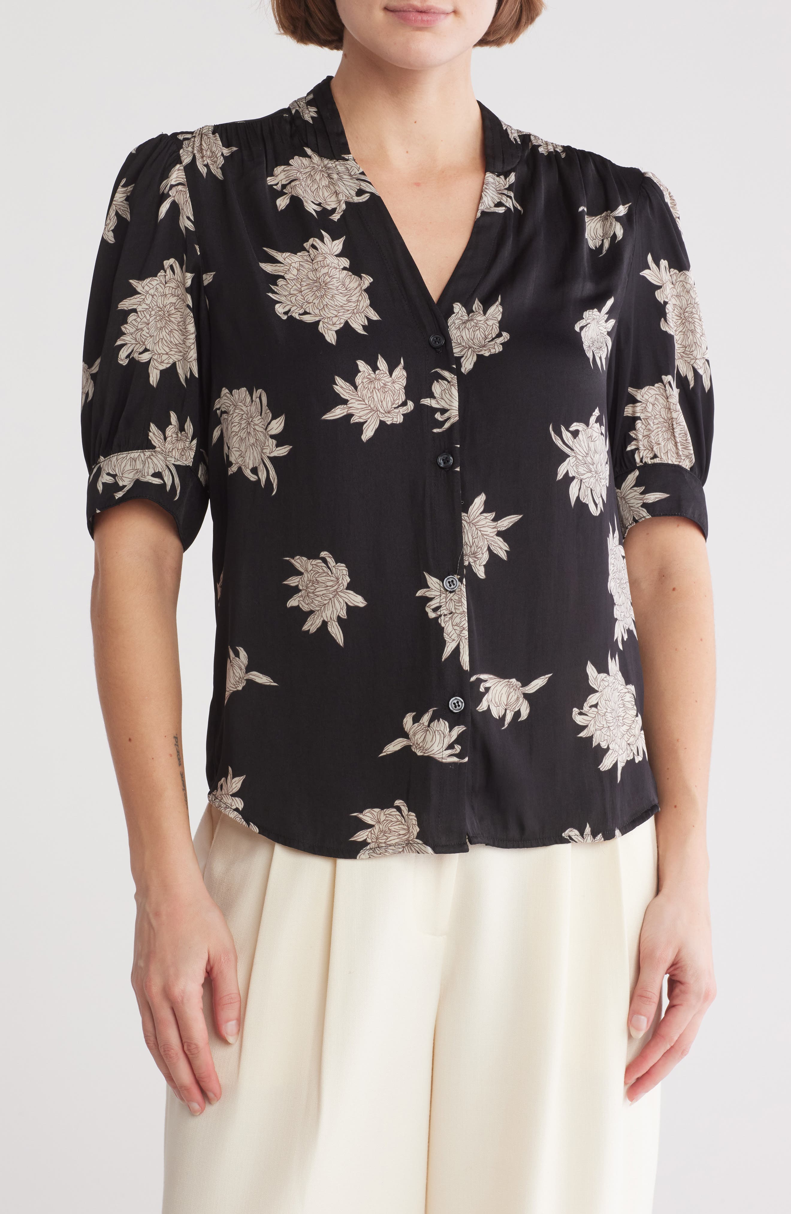 T Tahari Short Sleeve Airflow Blouse