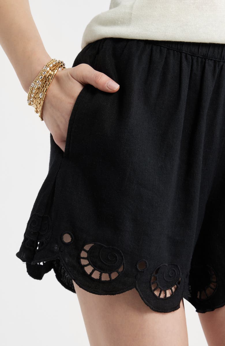 Treasure & Bond Cutwork Hem Linen Blend Pull-On Shorts, Alternate, color, Black