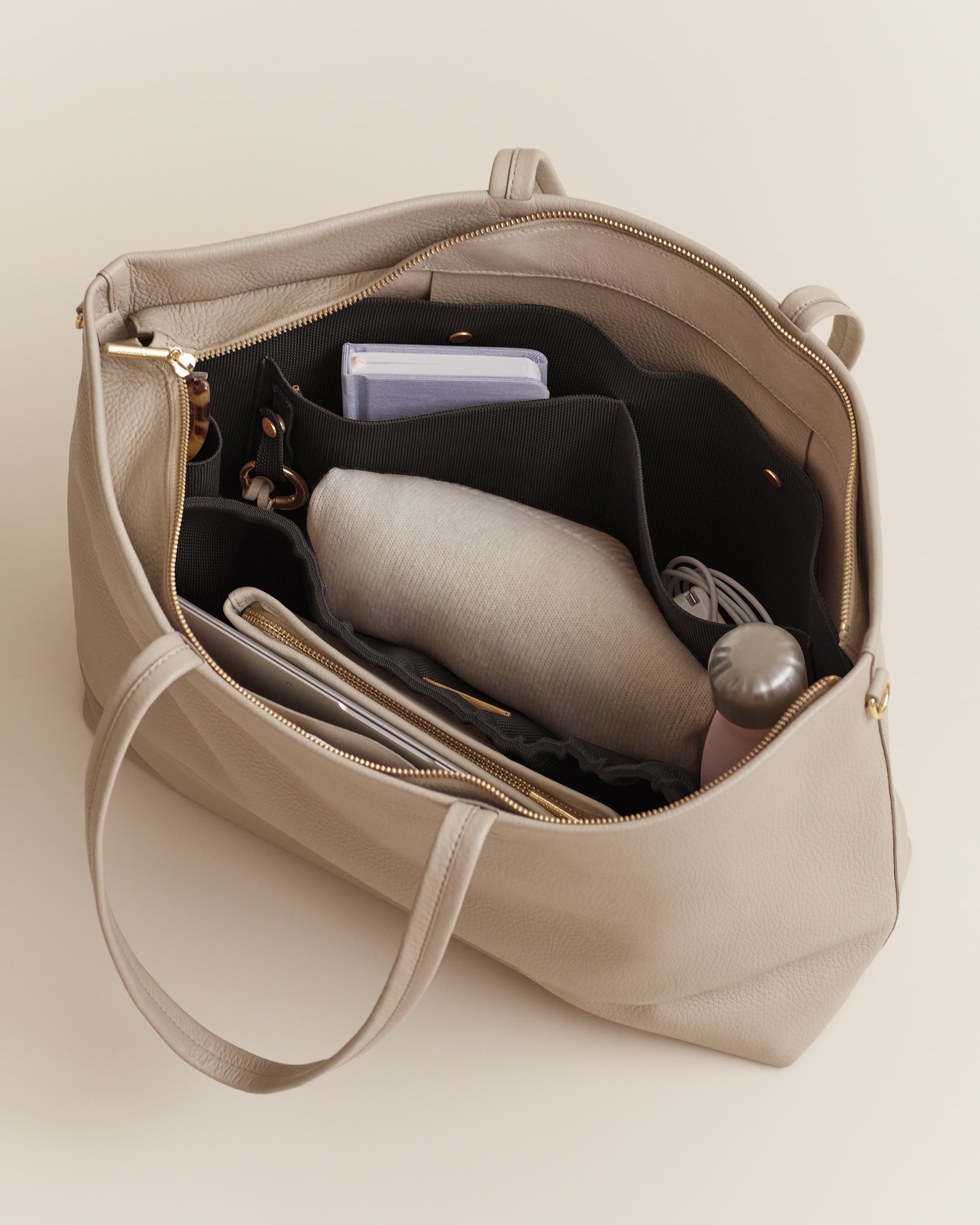 Cuyana Classic Easy Tote Insert, Alternate, color, Black