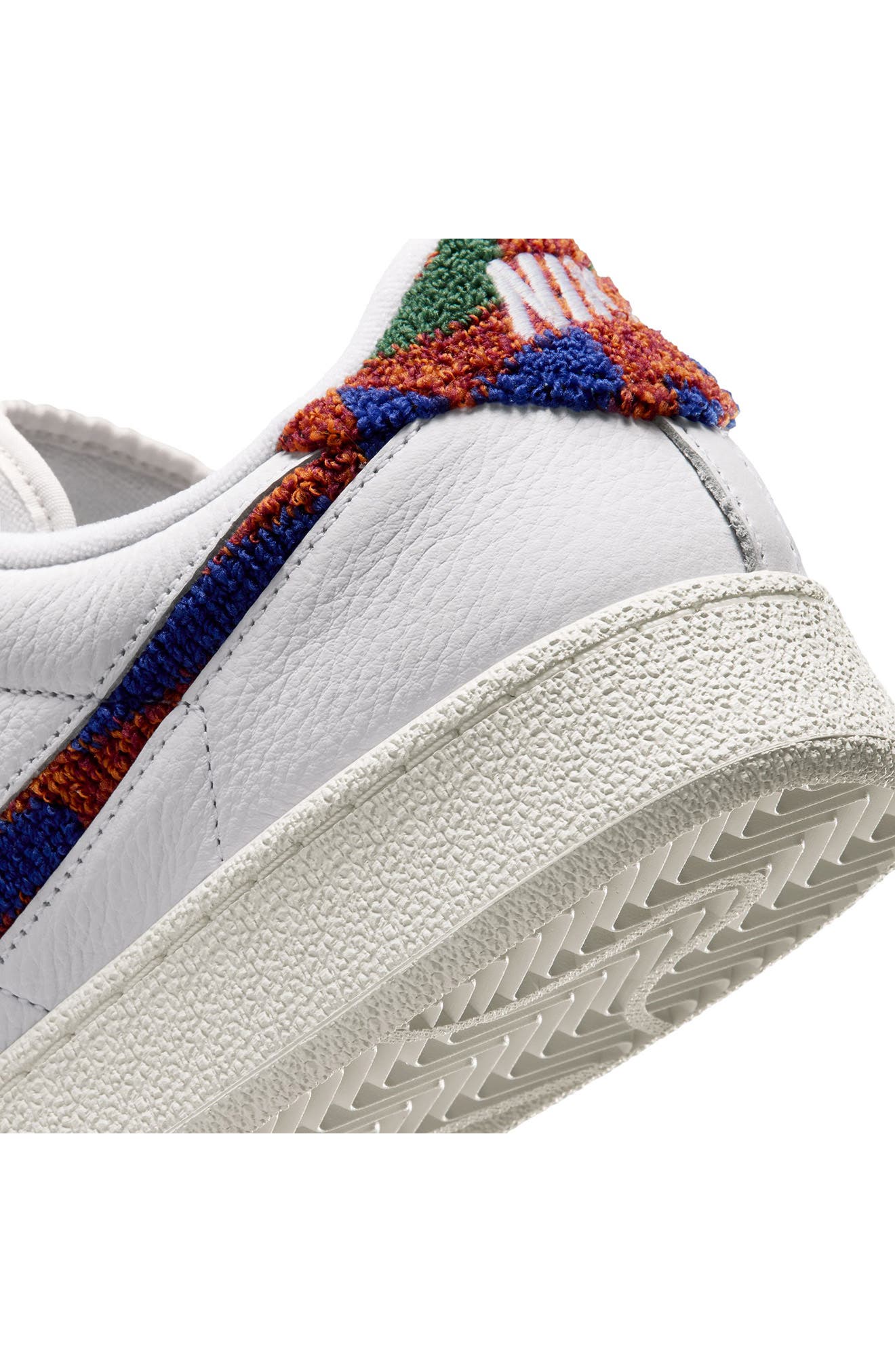 Nike Mens Tennis Classic CS (White/black/red)‎ Low Top Shoe 683613-108 Size 8.5 Nike Tennis Classic Men main image 3