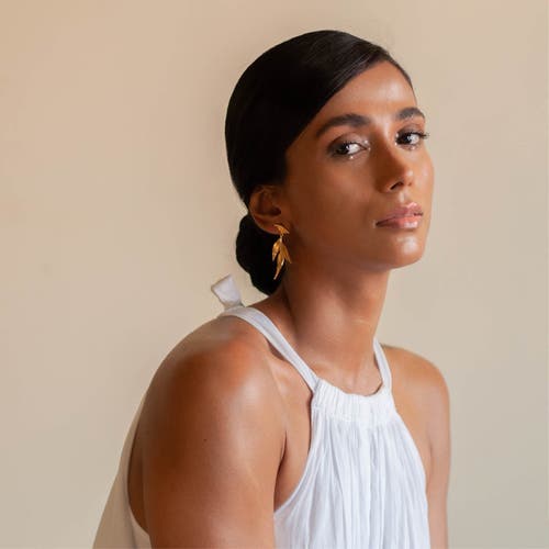 Dhwani Bhansal Isaro Mini Earrings In Gold Plated