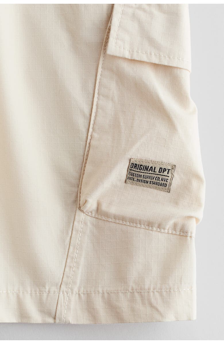H&M Cotton Cargo Shorts, Alternate, color, Cream
