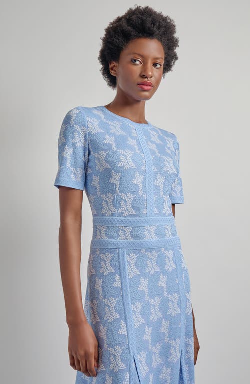 Misook Printed Short Sleeve Midi Dress In Artic/white