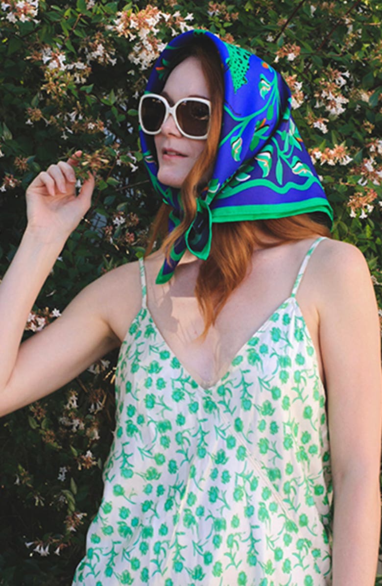 Jessie Zhao New York Double Sided Silk Scarf Of Leopards In The Verdant Wild - Large, Alternate, color, Green