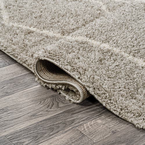 Jonathan Y Catala Moroccan Diamond Shag Area Rug In Gray/ivory