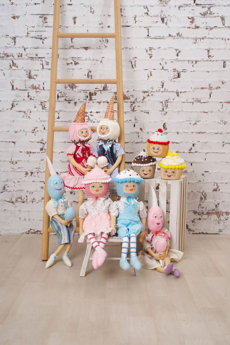 Clarissa Cupcake Joe Spencer Gathered Traditions Figurine 6.5", Alternate, color, Red