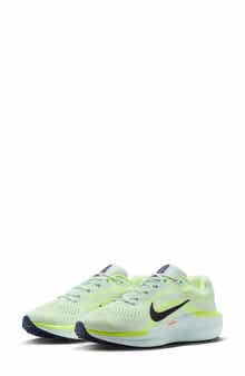Air Winflo 11 Running Shoe